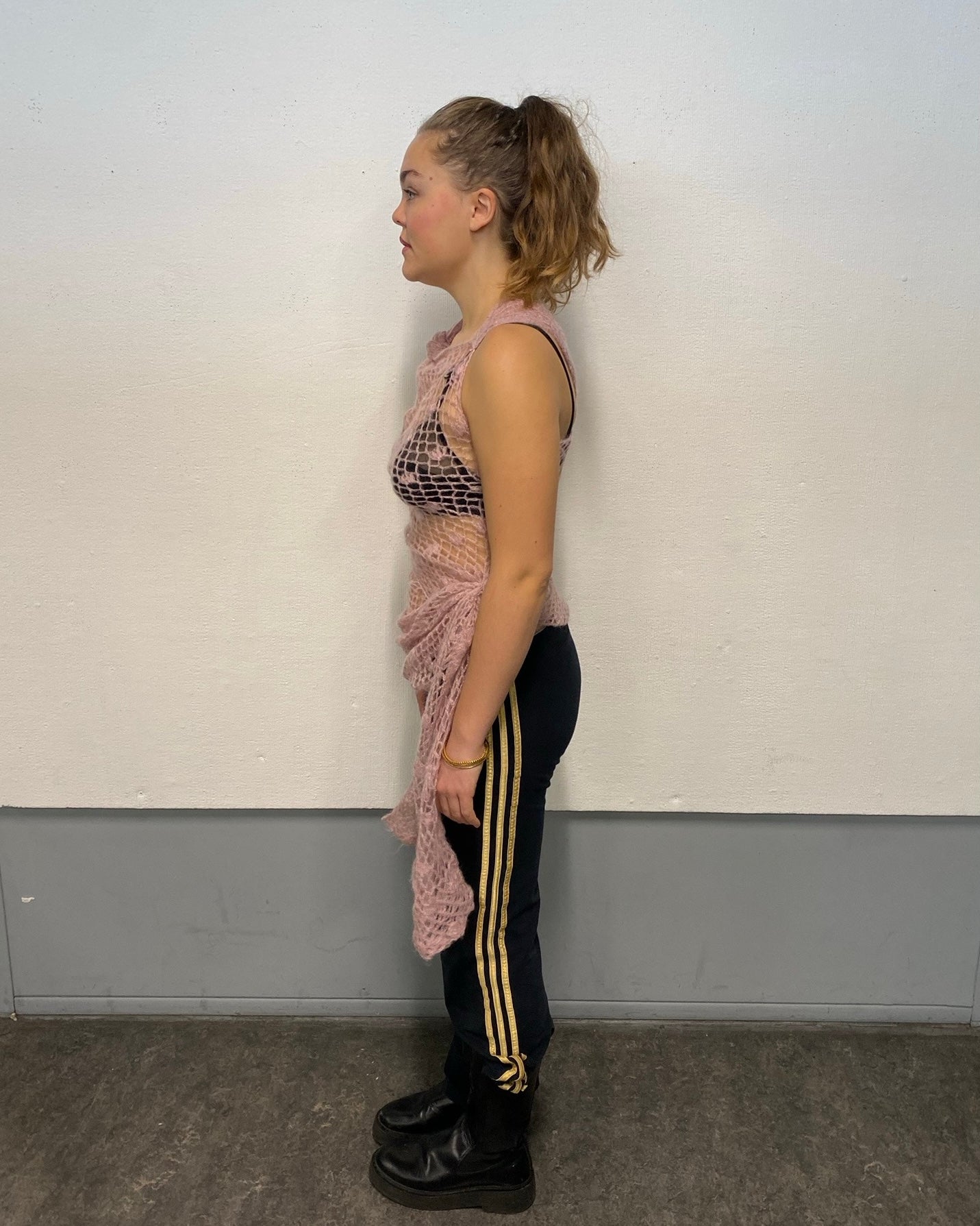 pink knotted top